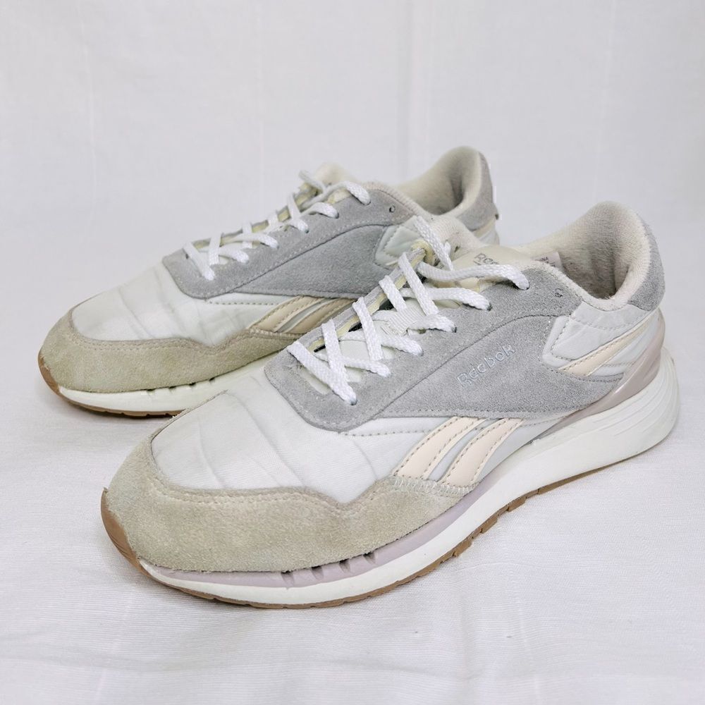 Reebok classic women’s shoes, size 7 - Picture 2 of 6